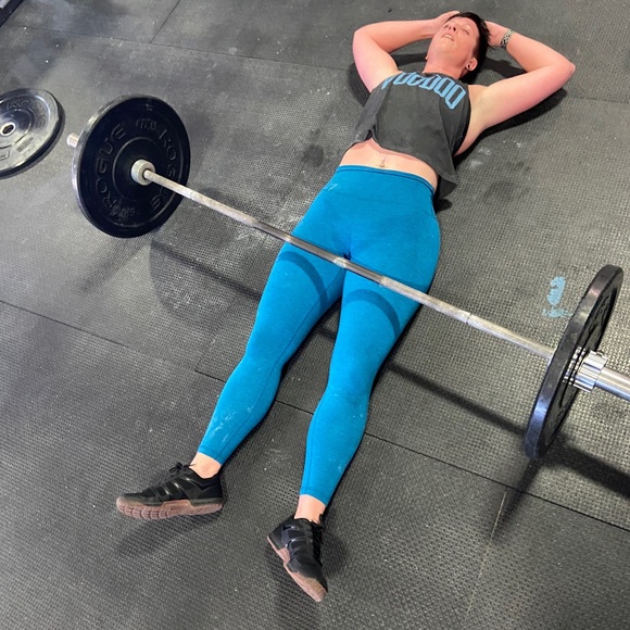 Meet your Posher, Debra - Picture 3 of 4